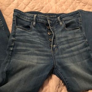 5 Button Jeans